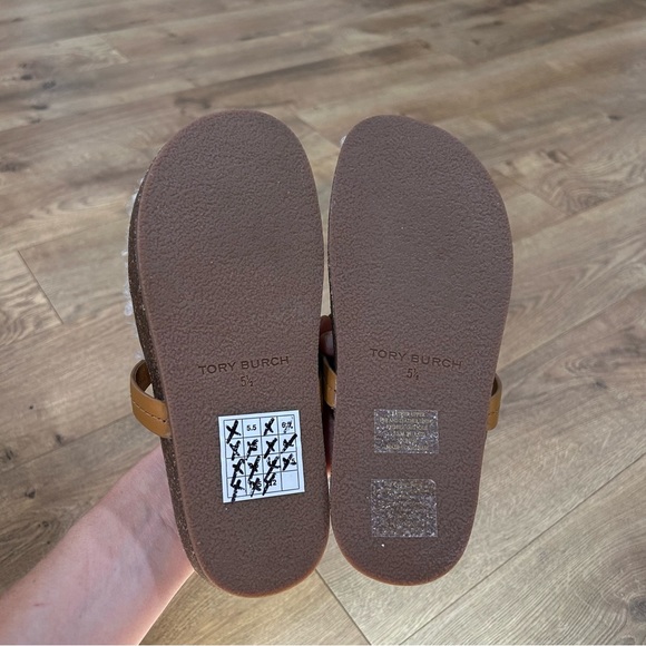 NWOT Tory Burch Miller cloud shearling in cognac - Size 5.5 - Picture 9 of 10